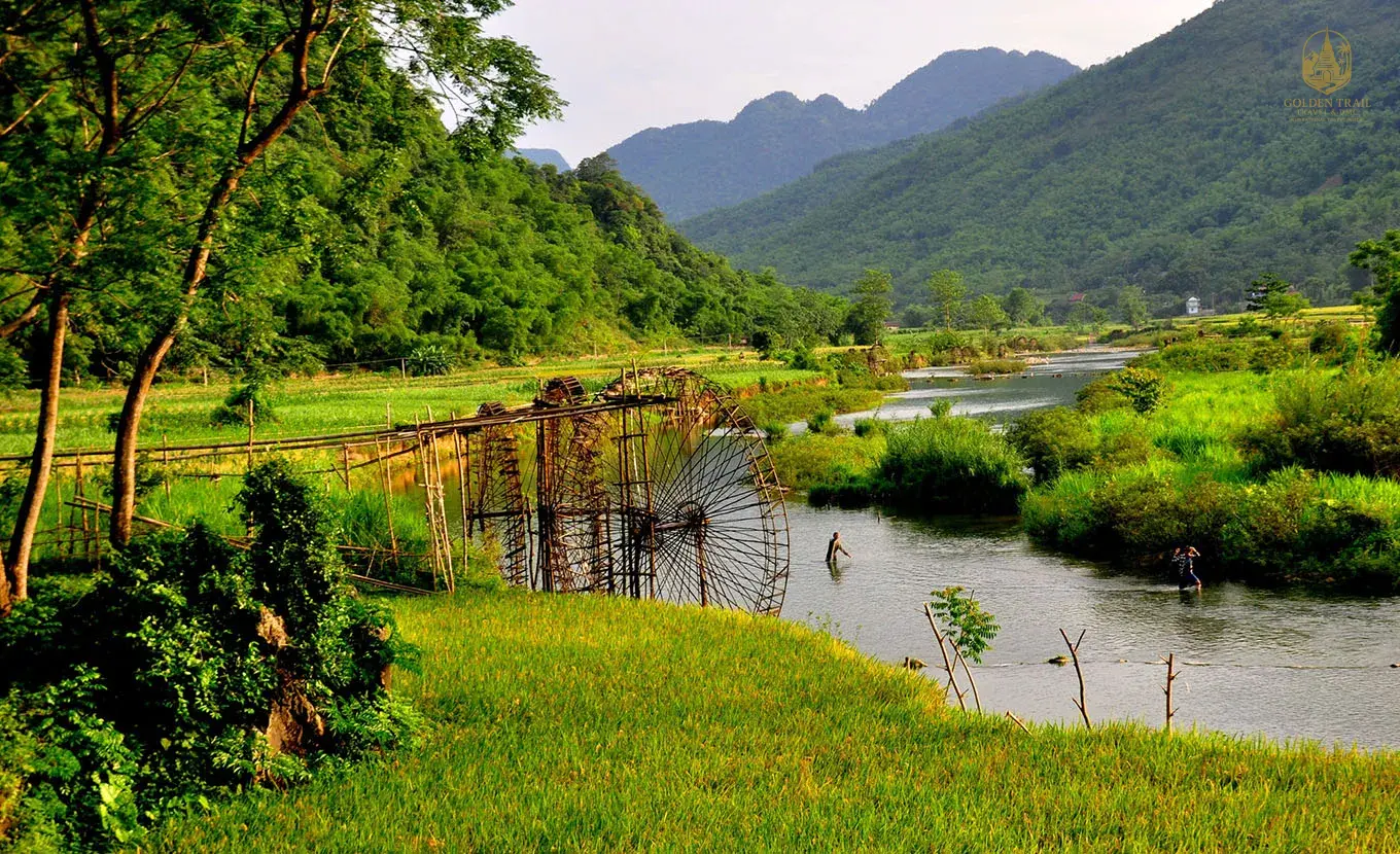 Da Bac – Mai Chau – Pu Luong Northern Vietnam Tour 4 Days